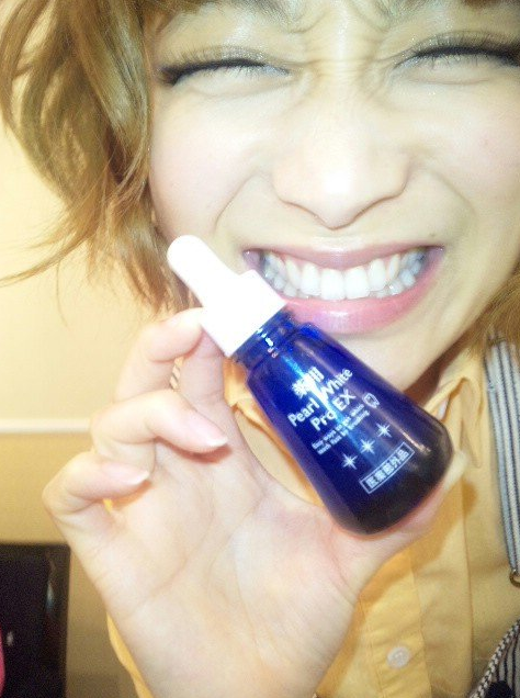 薬用パールホワイト　鈴木なな