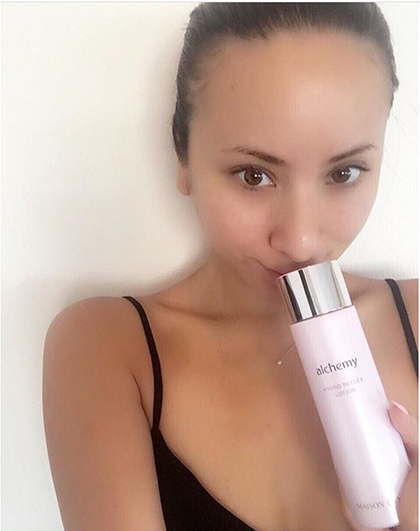 道端アンジェリカさんもアルケミーを愛用