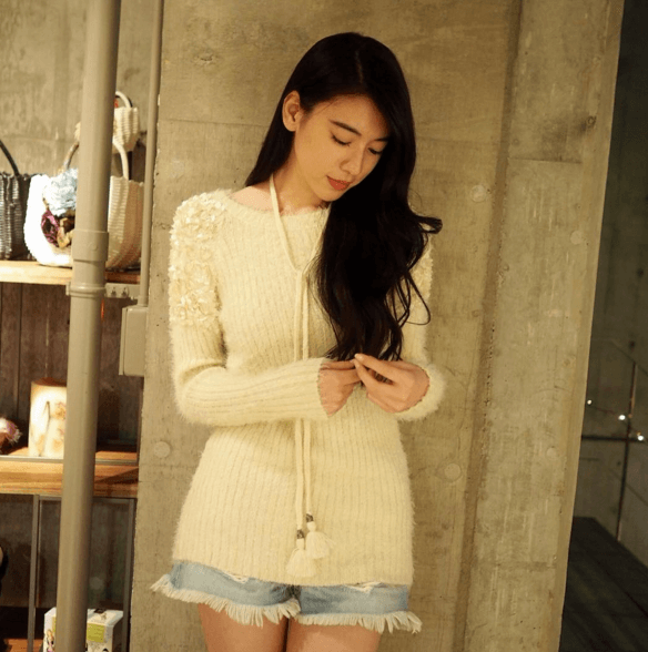 ショルダーパフワンピ/三吉彩花さん愛用