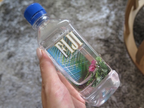 出典:http://ameblo.jp/tamaru-maki/
