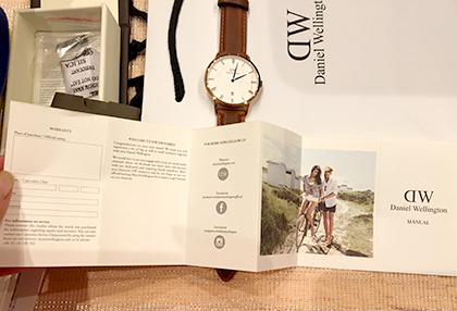 ダニエルウェリントンの英語の説明書