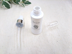 毛穴専用美容液【ソワン】