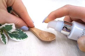 毛穴専用美容液【ソワン】