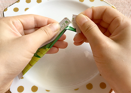 パッケージも手で簡単に開けられるので便利♪