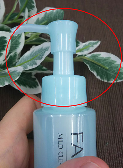 〈毛穴の角栓もマスカラもこすらず、即落ち！〉ファンケル　無添加　マイルドクレンジングオイルを徹底検証。